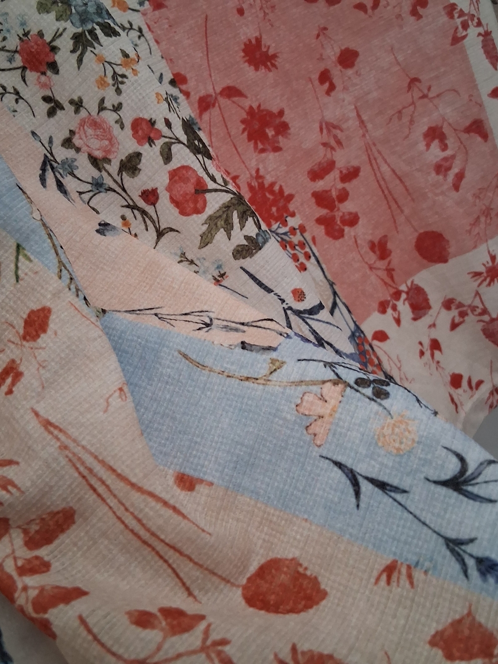Roma Patchwork Floral Peasant Blouse Size XL Fit  2X - Picture 5 of 6